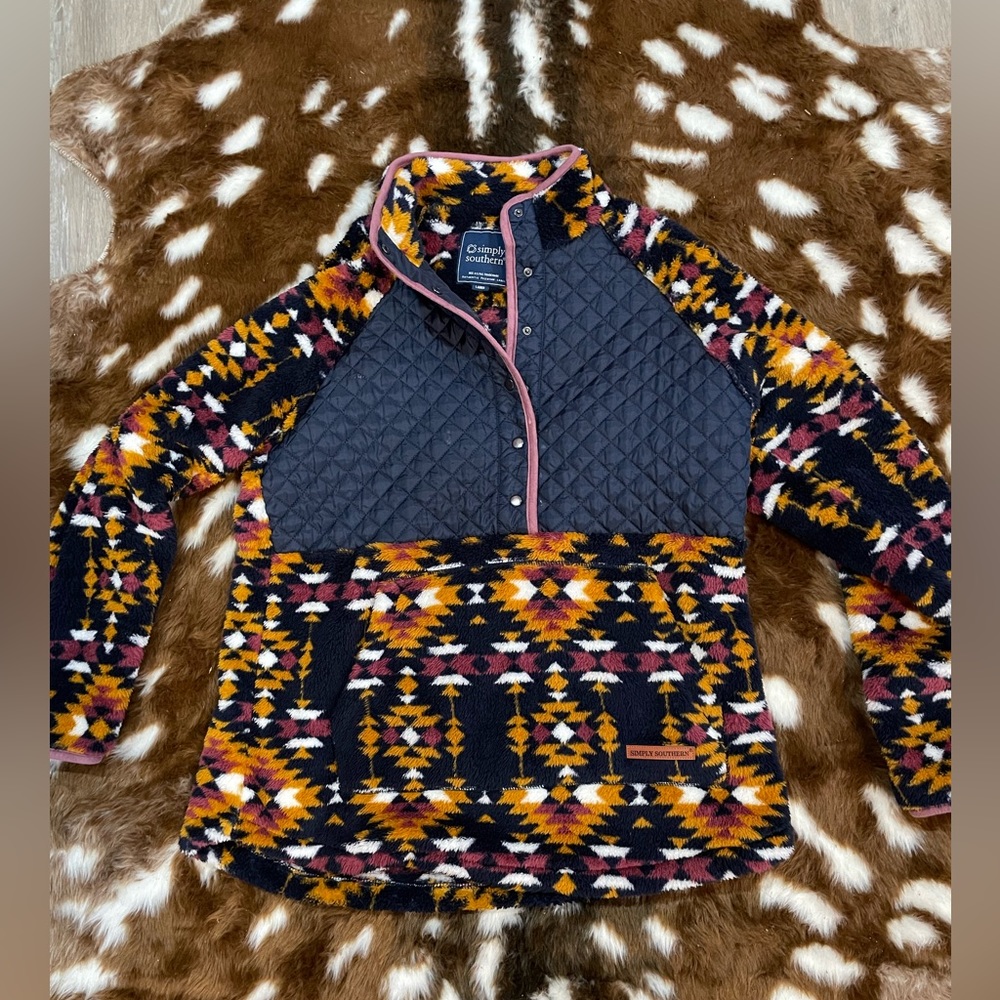 Simply Southern Pullover NWOT